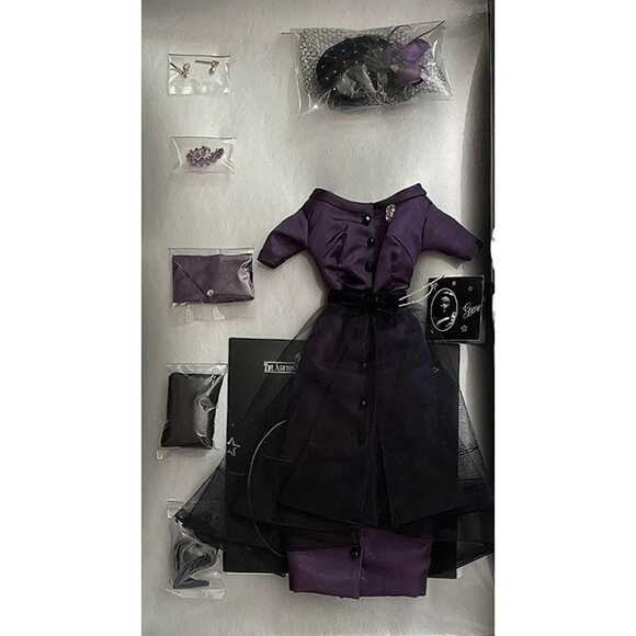 1996 Ashton Drake Gene Doll “El Morocco” Plum  Outfit Vintage Doll Clothes NRFB - Picture 4 of 7